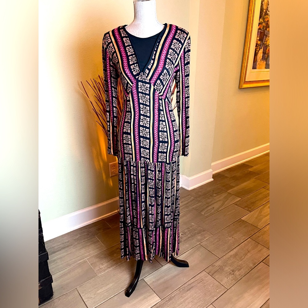 Vintage 70s ADINI Indian Cotton Maxi Dress
floral print indian gauze cotton